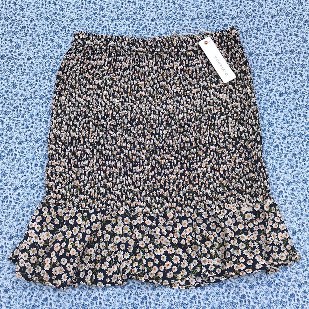 Laura's Boutique 'O. Vianca' Ruched Floral Skirt